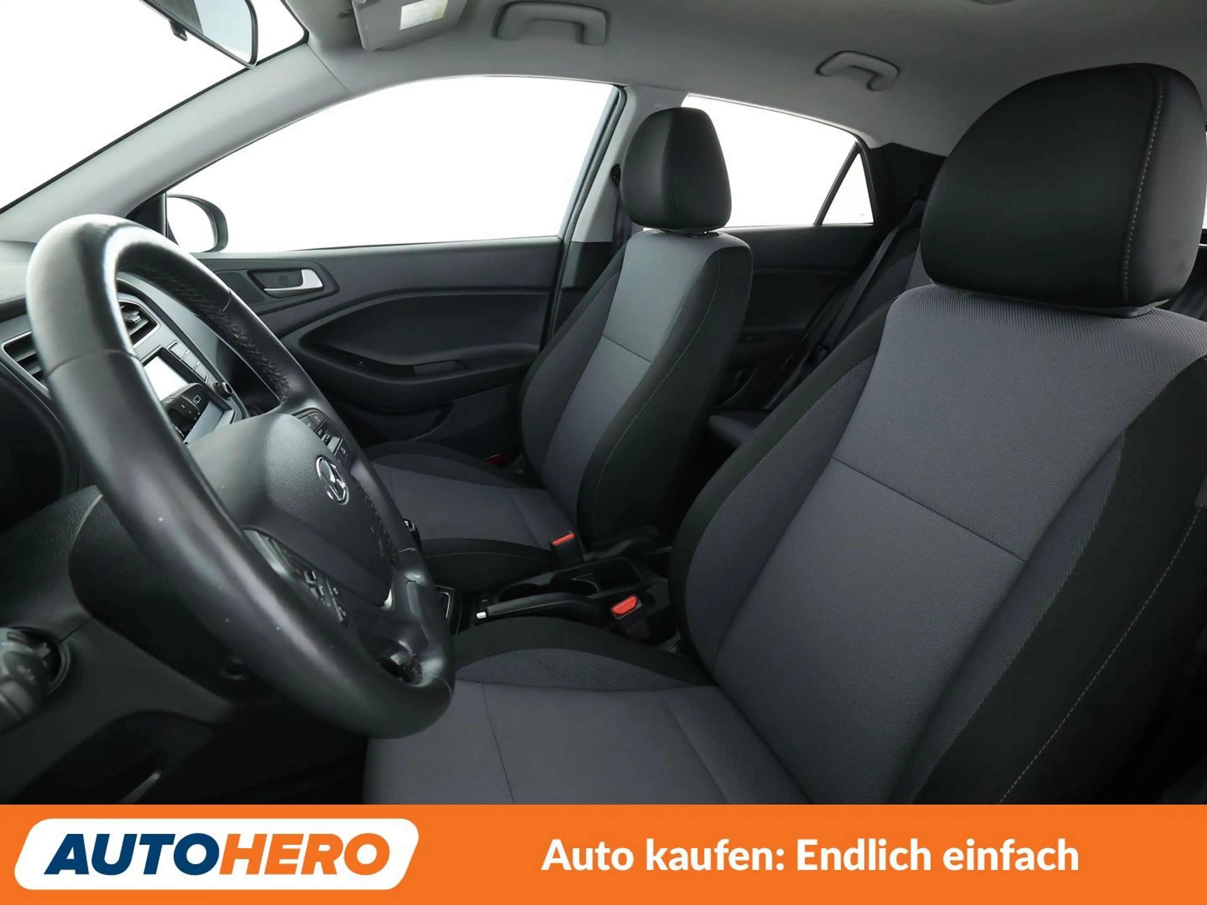 Hyundai i20 1.2 YES! *TEMPOMAT*CAM*SHZ*PDC* — photo 10