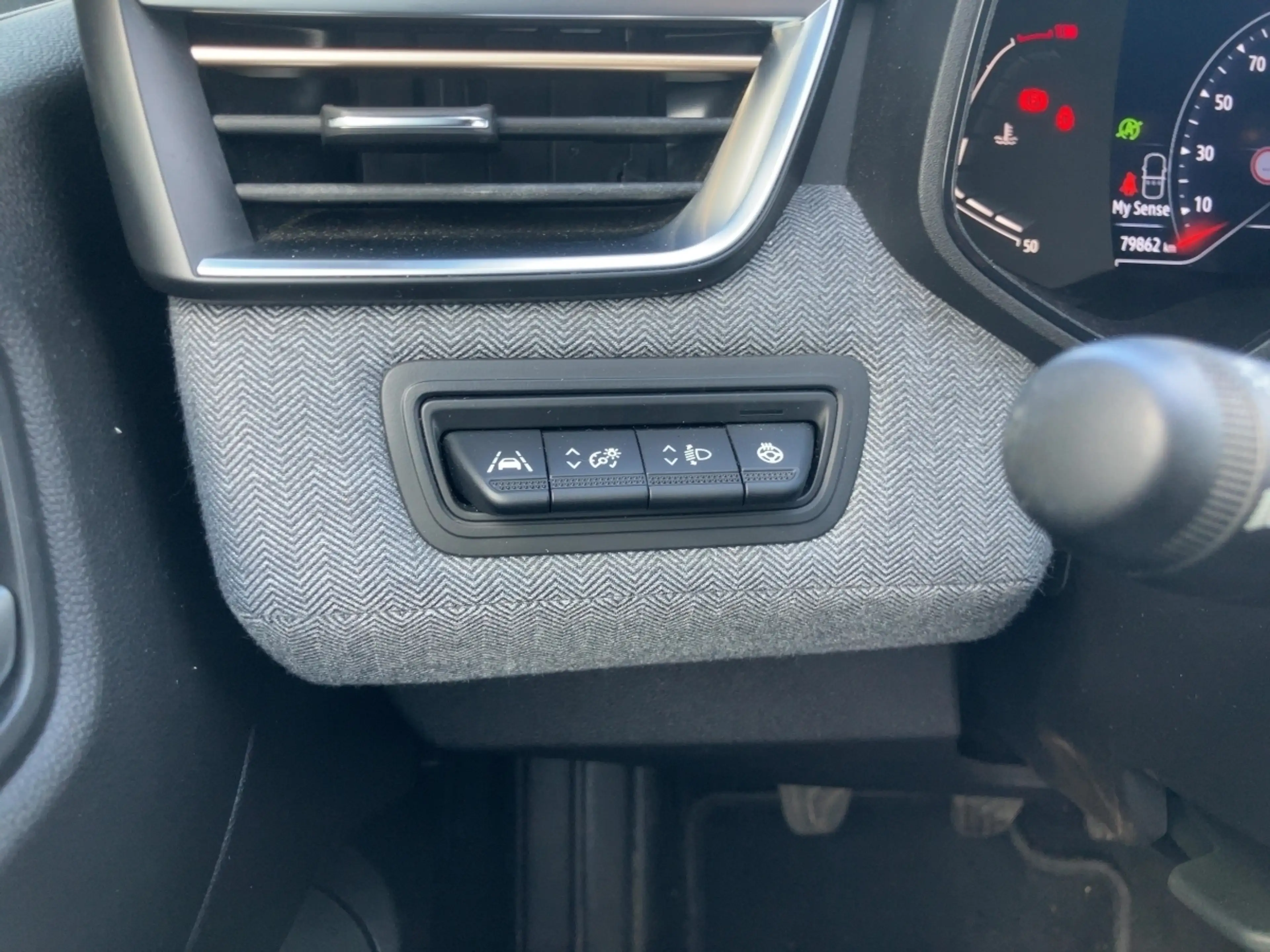 Renault Clio Lutecia 1.0 TCe 90 GPF — photo 14