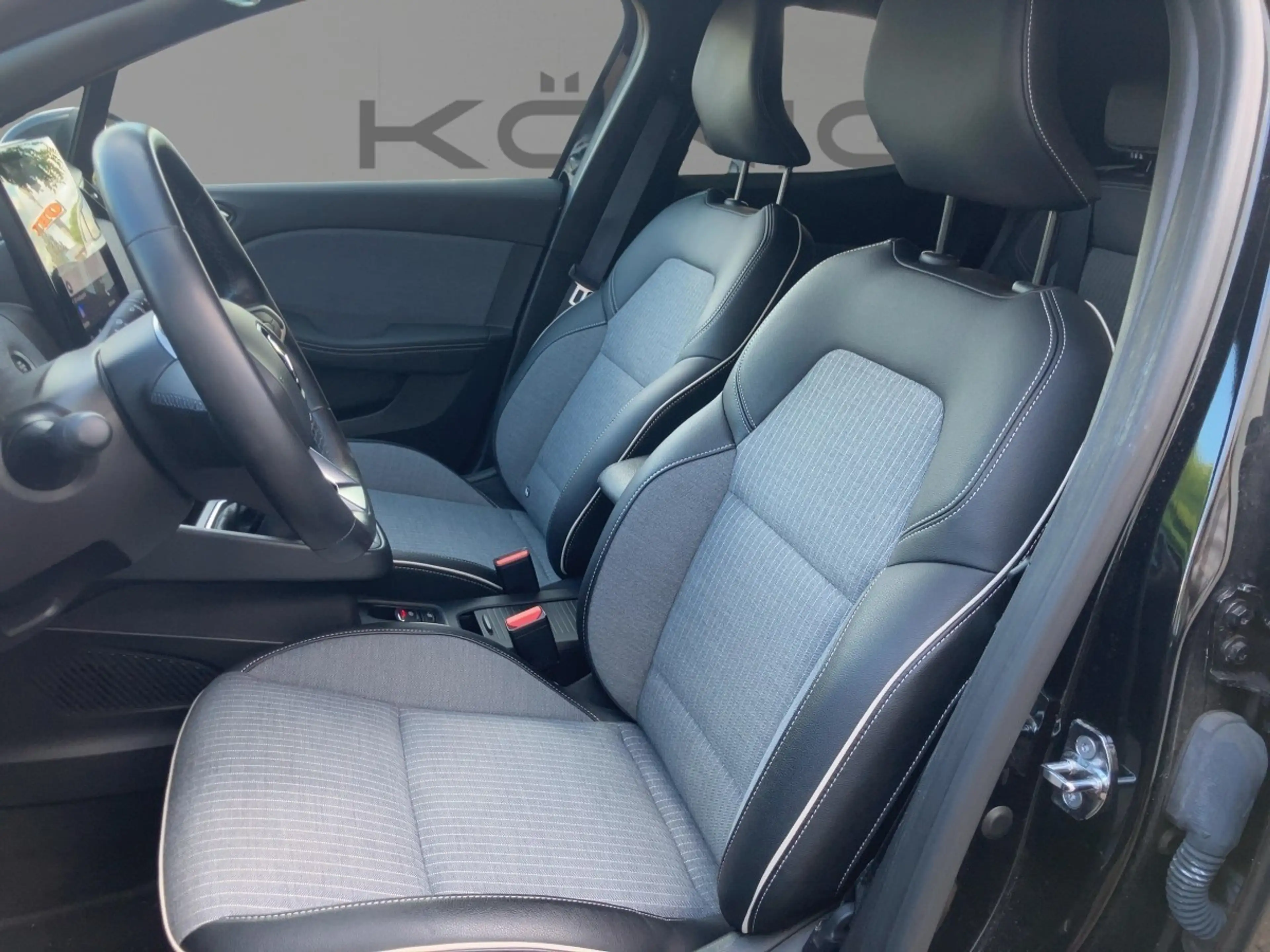 Renault Clio Lutecia 1.0 TCe 90 GPF — photo 7