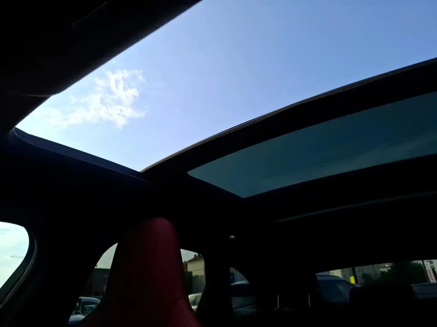 Jaguar F-Pace Jaguar F-Pace 2.0 R-Dynamic HSE - 4x4 - Hybride Argent - 2