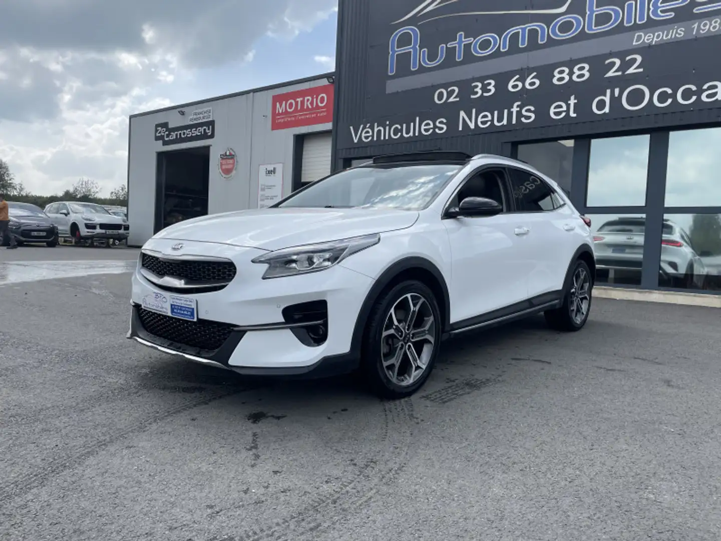 Kia Ceed / cee'd 1.6 CRDI 136CH MHEV PREMIUM DCT7 2021 Bílá - 1