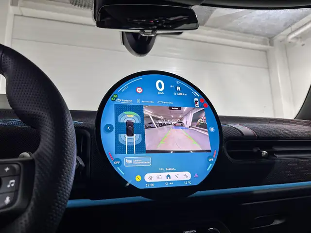 MINI Hatch view 14
