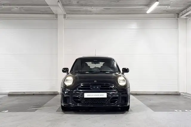 MINI Hatch view 5