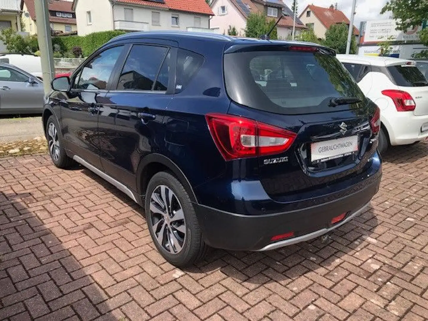 Suzuki SX4 S-Cross Comfort+ 4x4 Blu/Azzurro - 2
