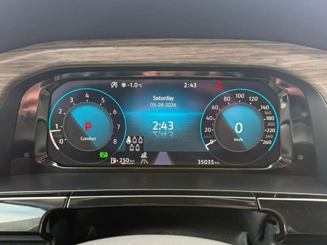 Volkswagen Atlas снимка Volkswagen Atlas