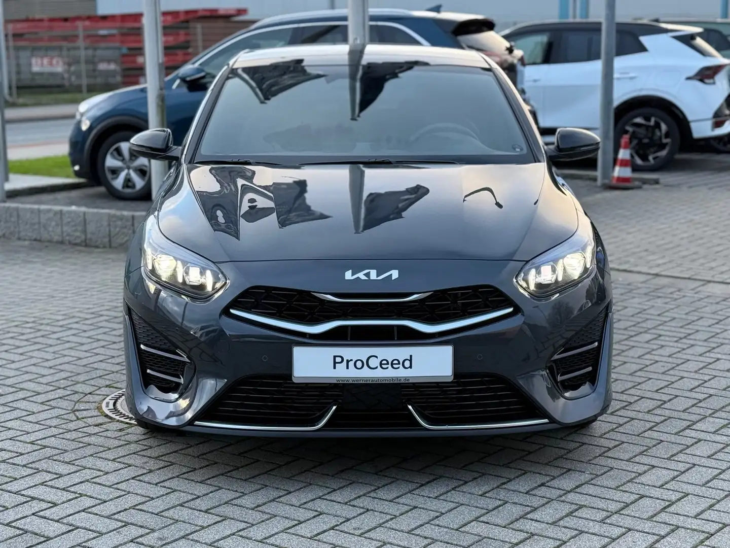 Kia Proceed 1.5 T GT-Line Technologie Paket Leder Grau - 2
