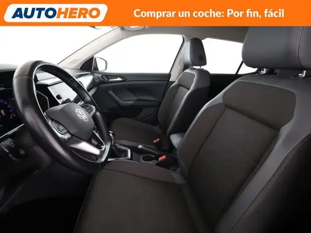 Volkswagen T-Cross view 11