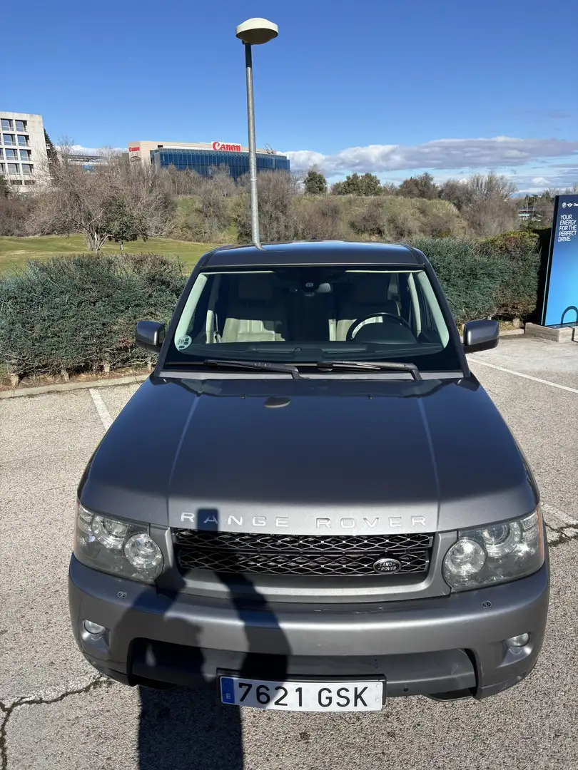 Land Rover Range Rover Sport 3.0TDV6 HSE Aut. Plateado - 2
