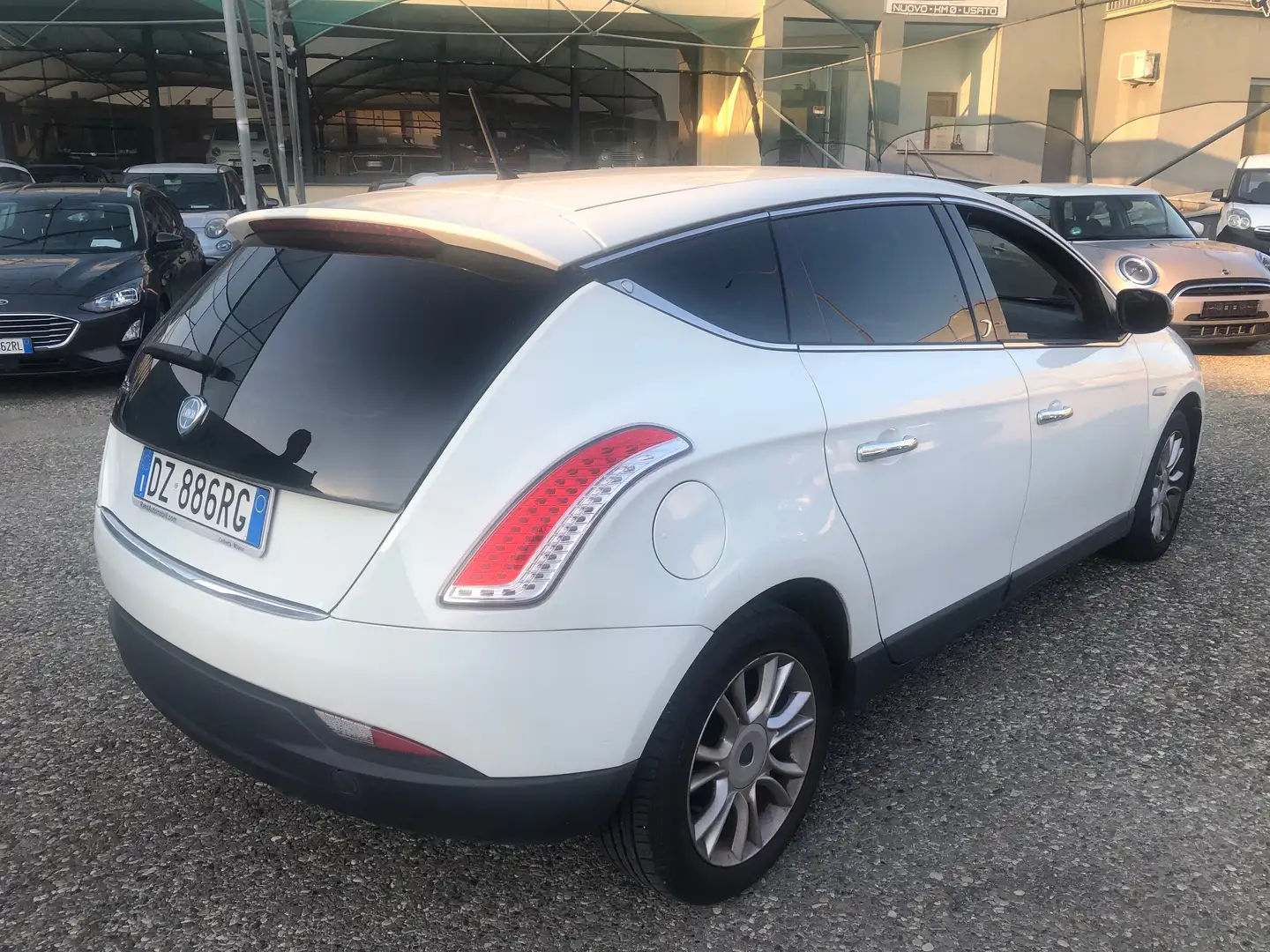 Lancia Delta Delta III 2008 1.6 mjt Argento 120cv dpf Bianco - 2