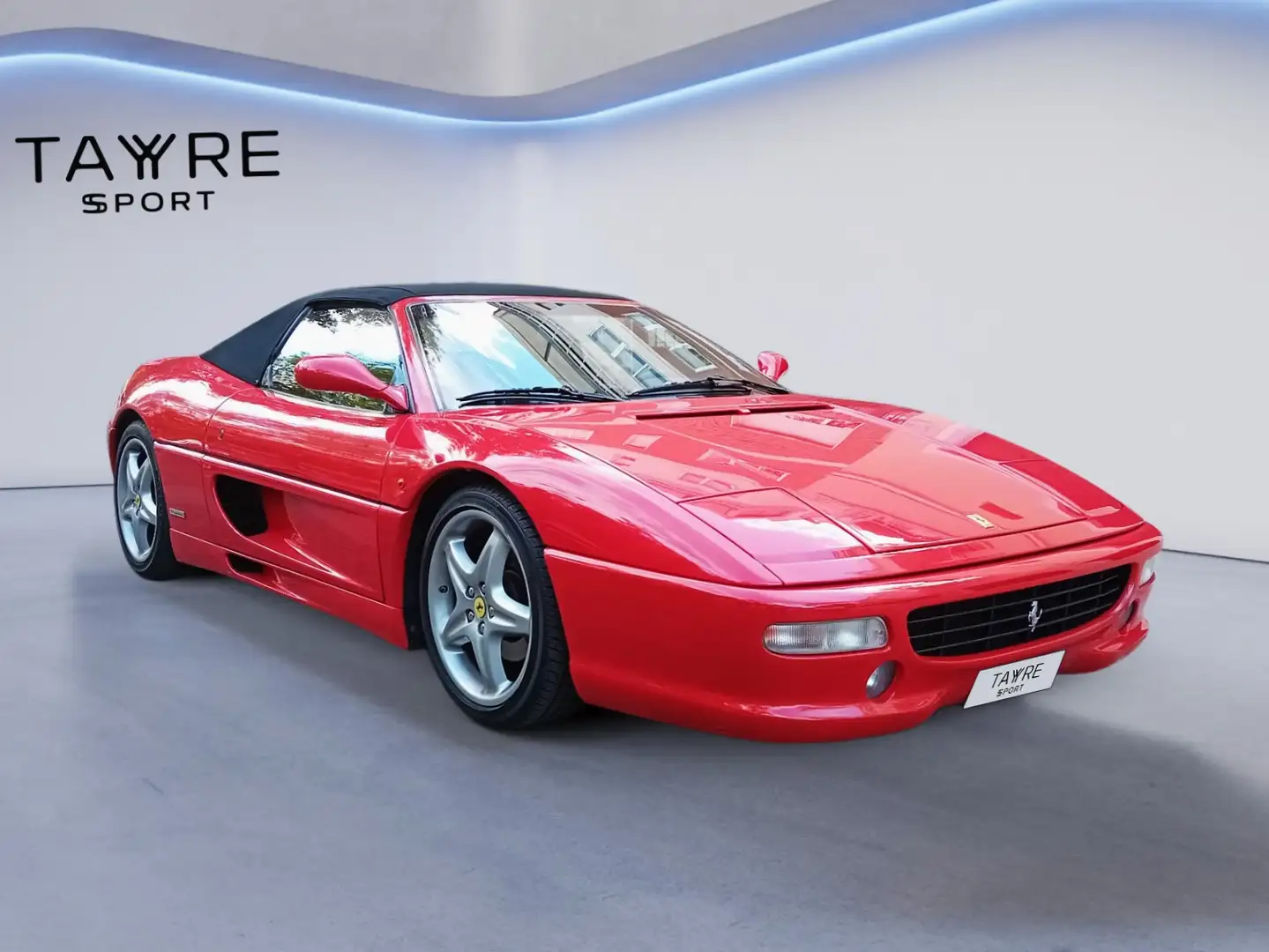 Ferrari 355 exterior