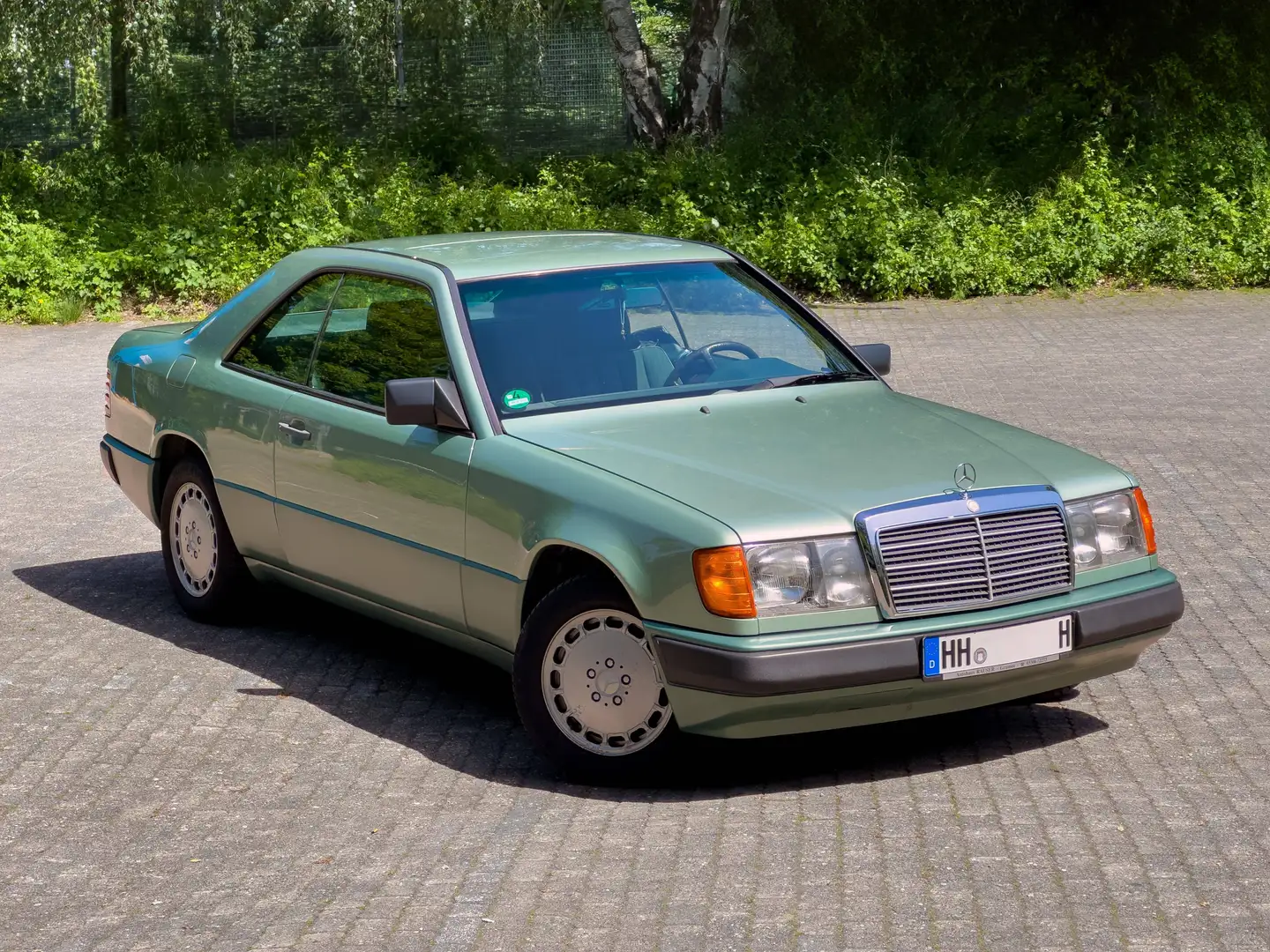 Mercedes-Benz Baureihe 124 CE-Klasse 230 CE Grün - 2