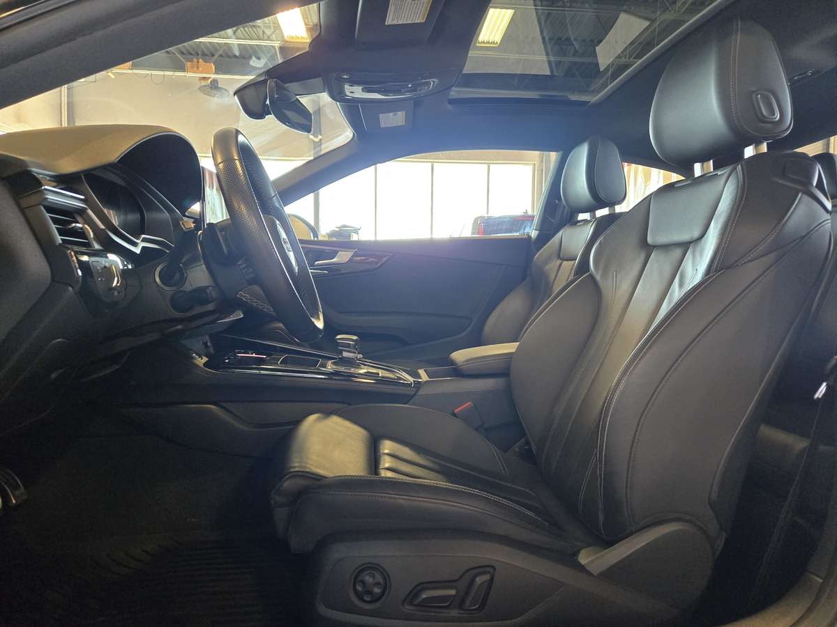 2022 Audi A5 Progressiv | 1 Owner | Well Serviced 2.0L thumb 12