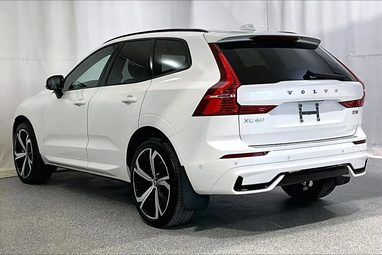 Volvo XC60 снимка Volvo XC60