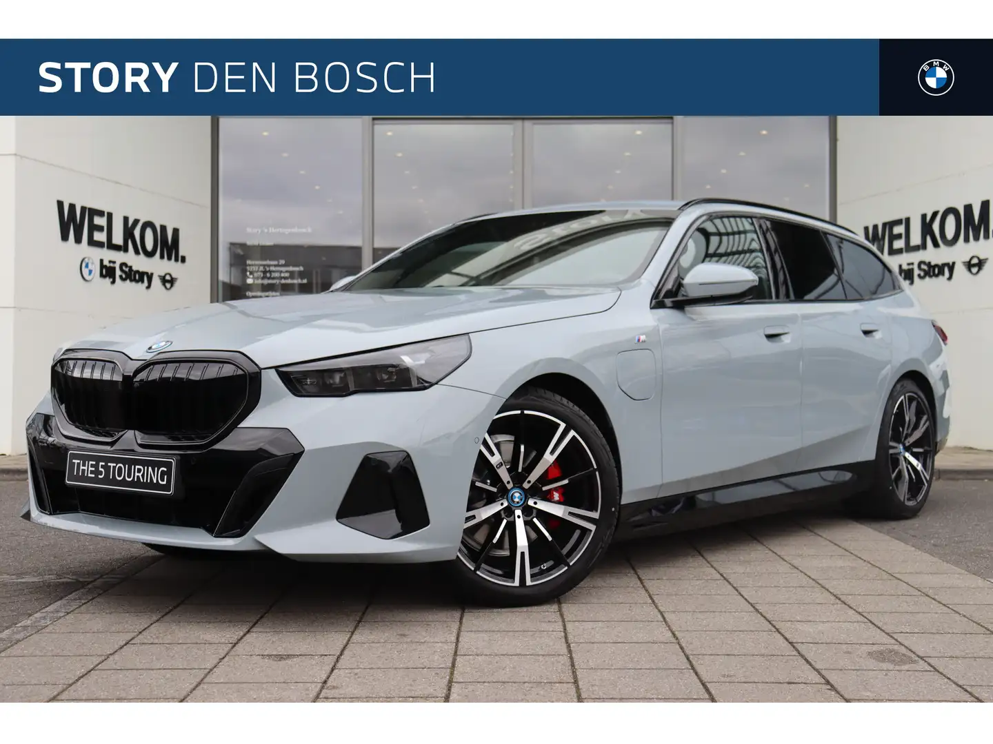 BMW 530 5 Serie Touring 530e M Sport Automaat / Trekhaak / Grijs - 1