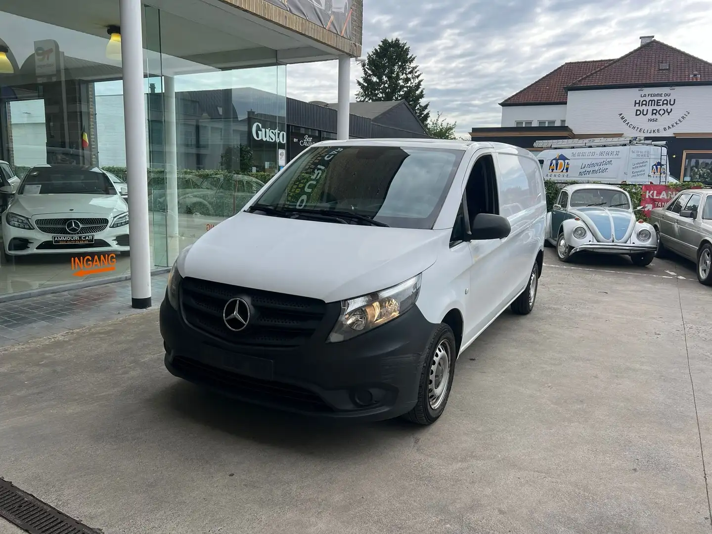 Mercedes-Benz Vito 2.1 CDI Blanc - 1
