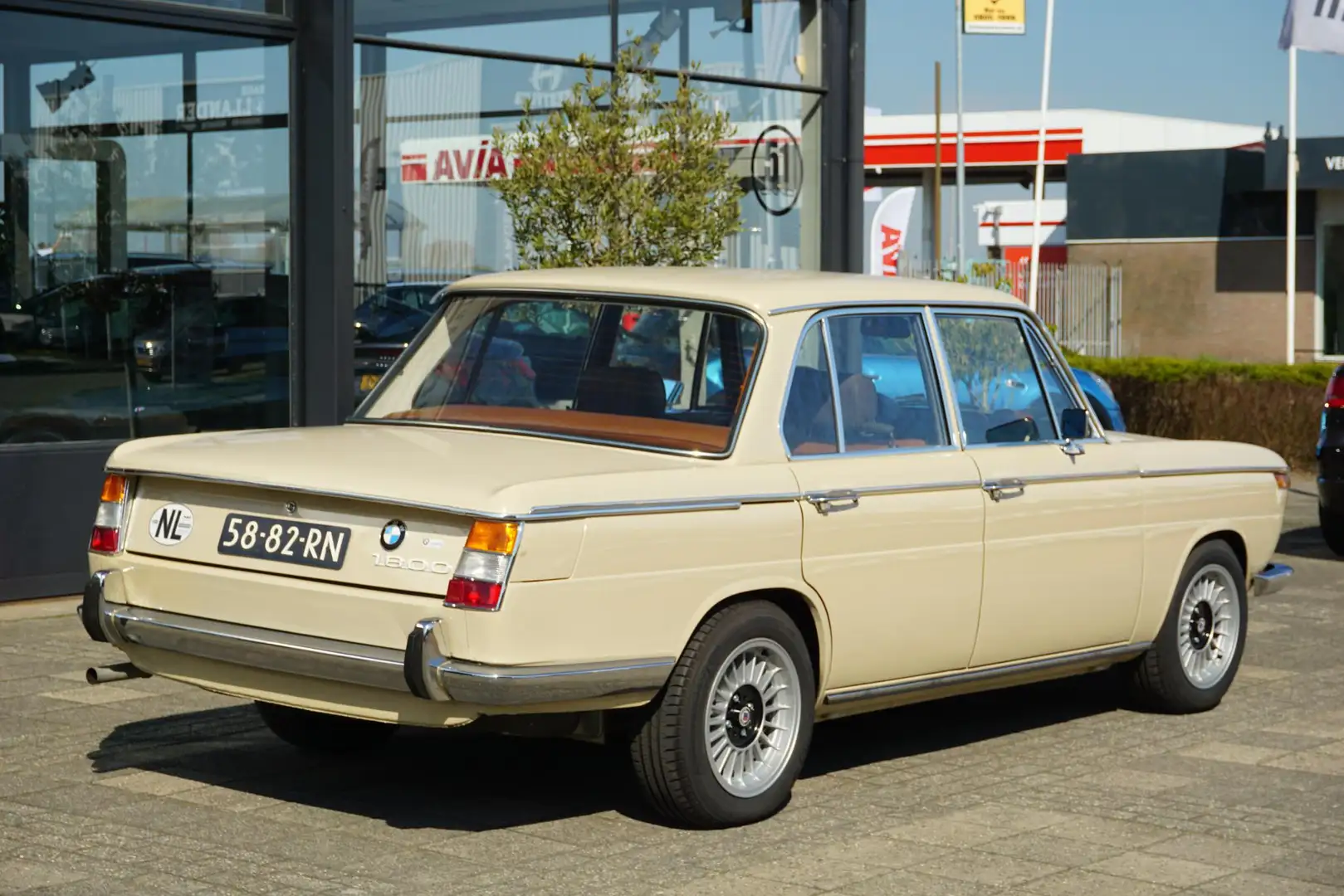 BMW 1800 | Nieuwstaat | 2e eigenaar | NL auto Бежевий - 2