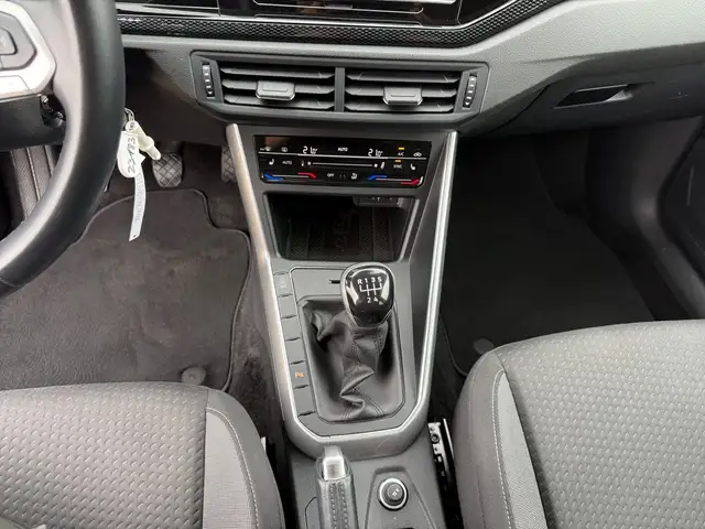 Volkswagen Taigo view 9