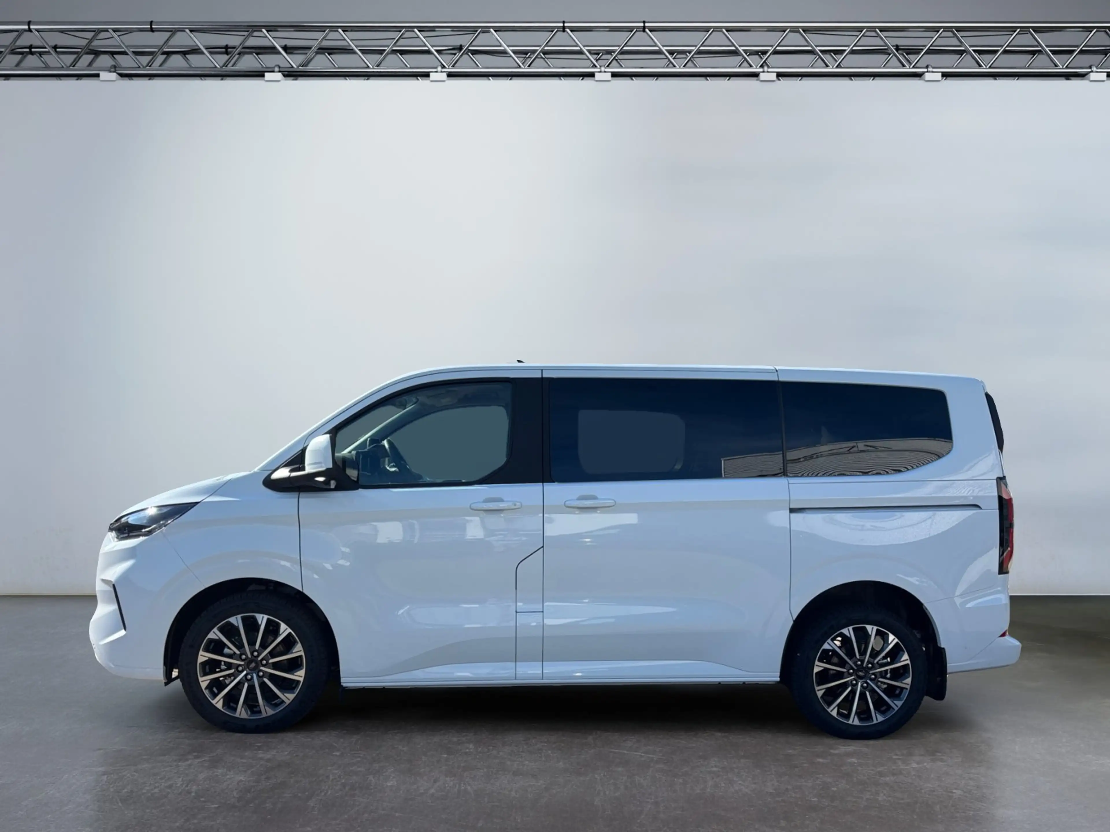 Ford Tourneo Custom Titanium X 2.0 EcoBlue AWD B&O — photo 3
