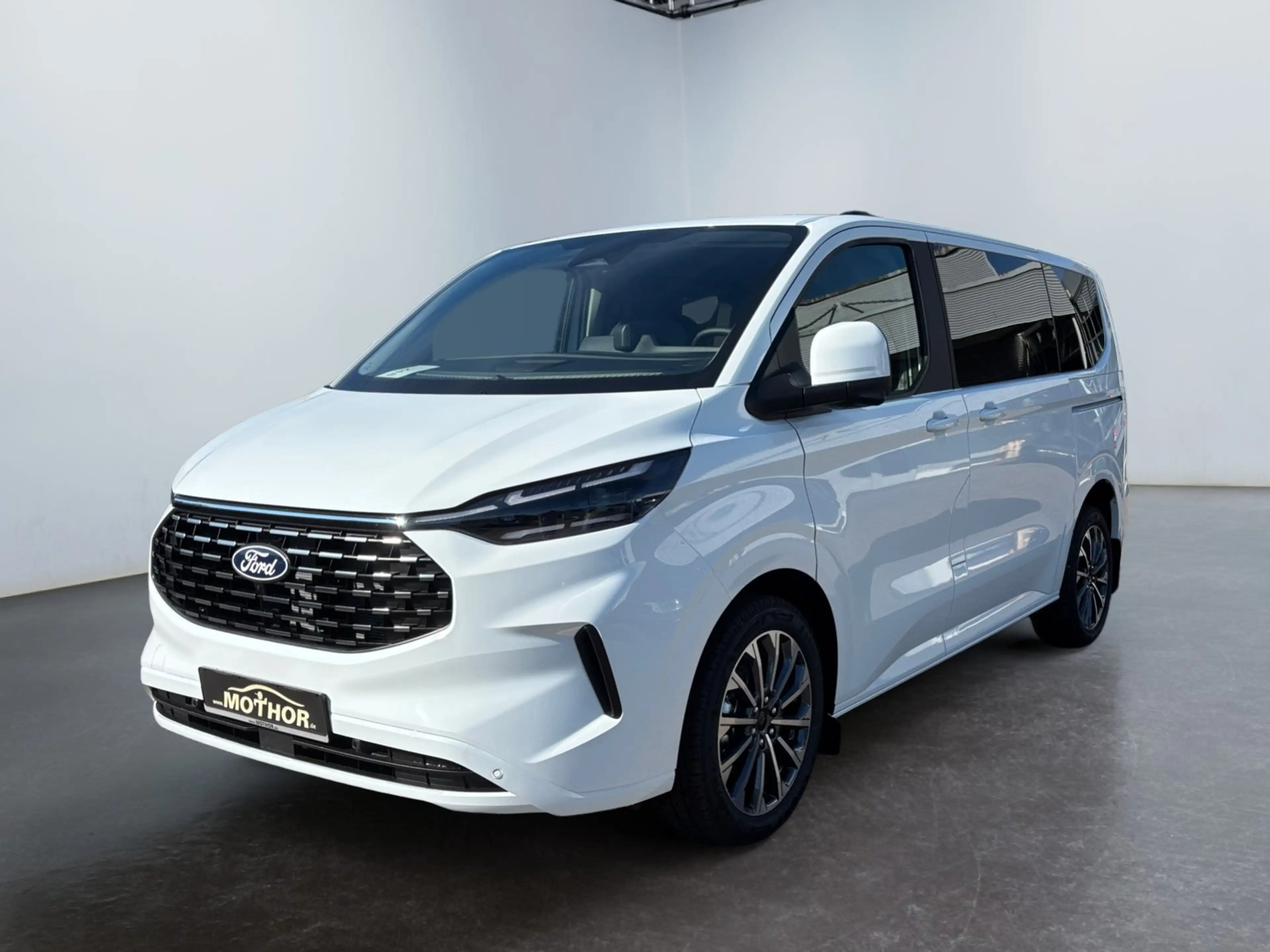 Ford Tourneo Custom Titanium X 2.0 EcoBlue AWD B&O — photo 2