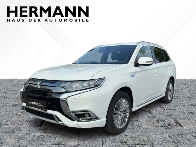 Mitsubishi Outlander 2.4 PHEV 4WD Top *AHK*Pano*Standhzg*Kam