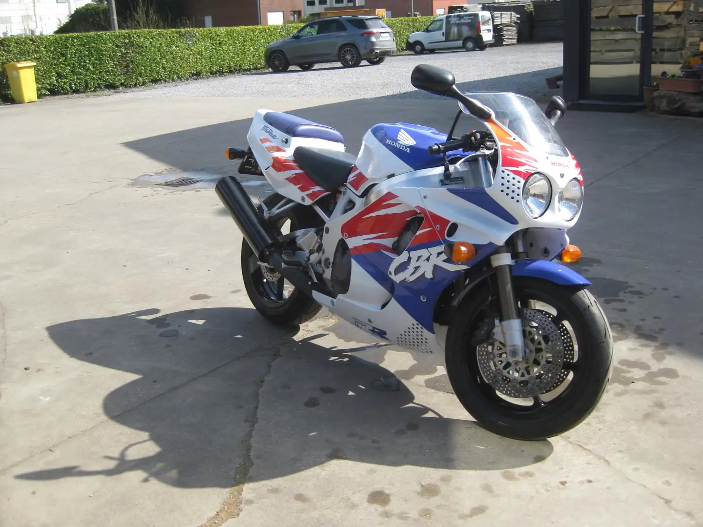 Honda CBR 900 rr - 1