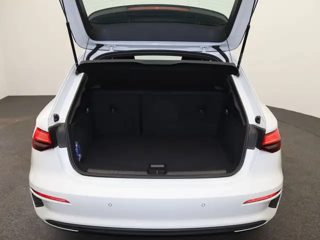 Audi A3 view 8