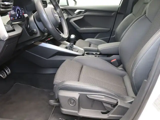 Audi A3 view 14