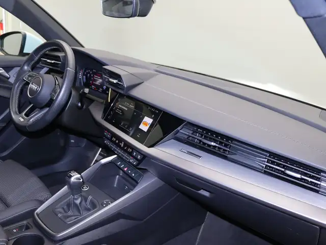 Audi A3 view 9