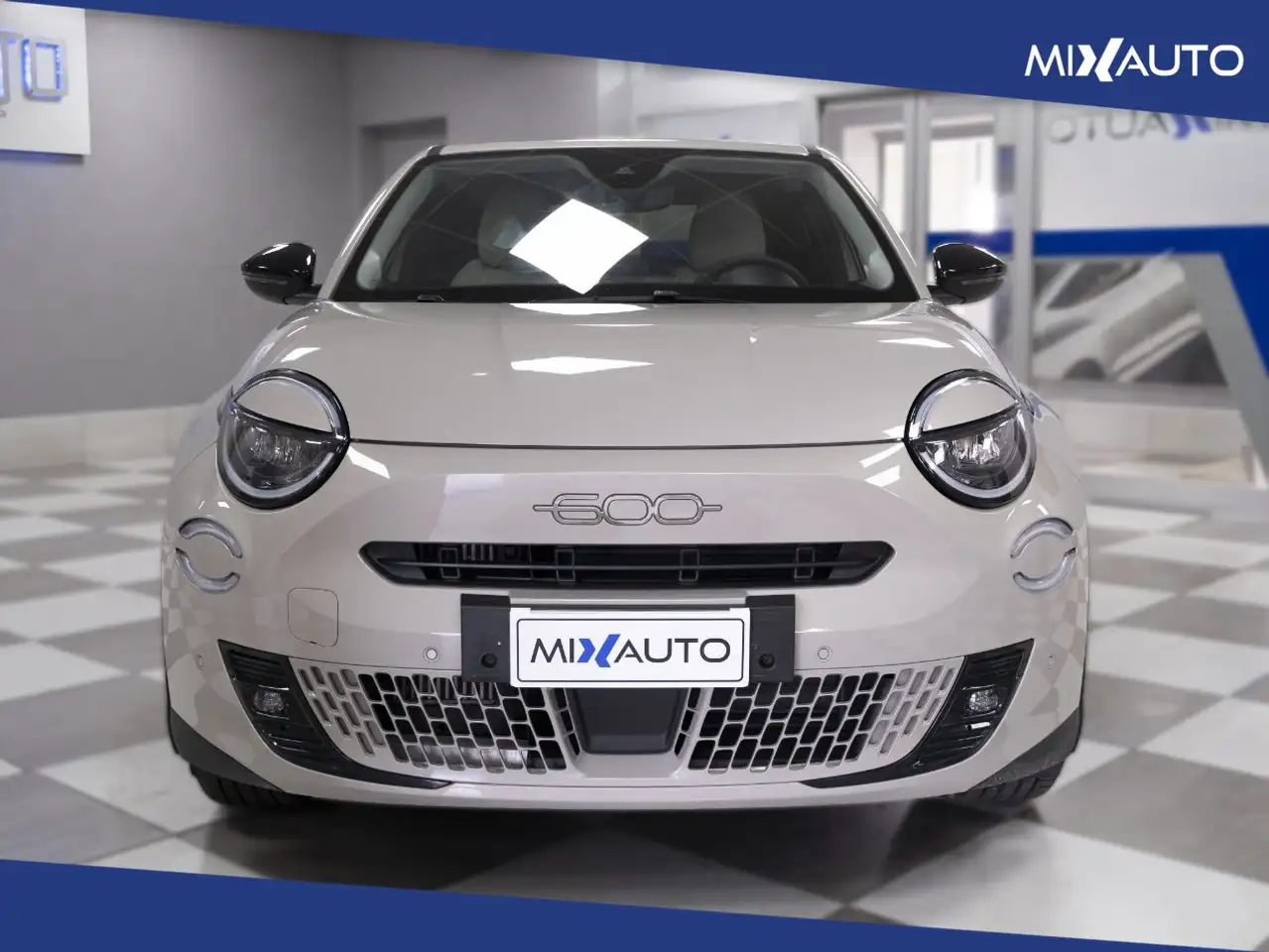 Fiat 600 1.2 Hybrid La Prima 110CV Auto, миниатюра 2