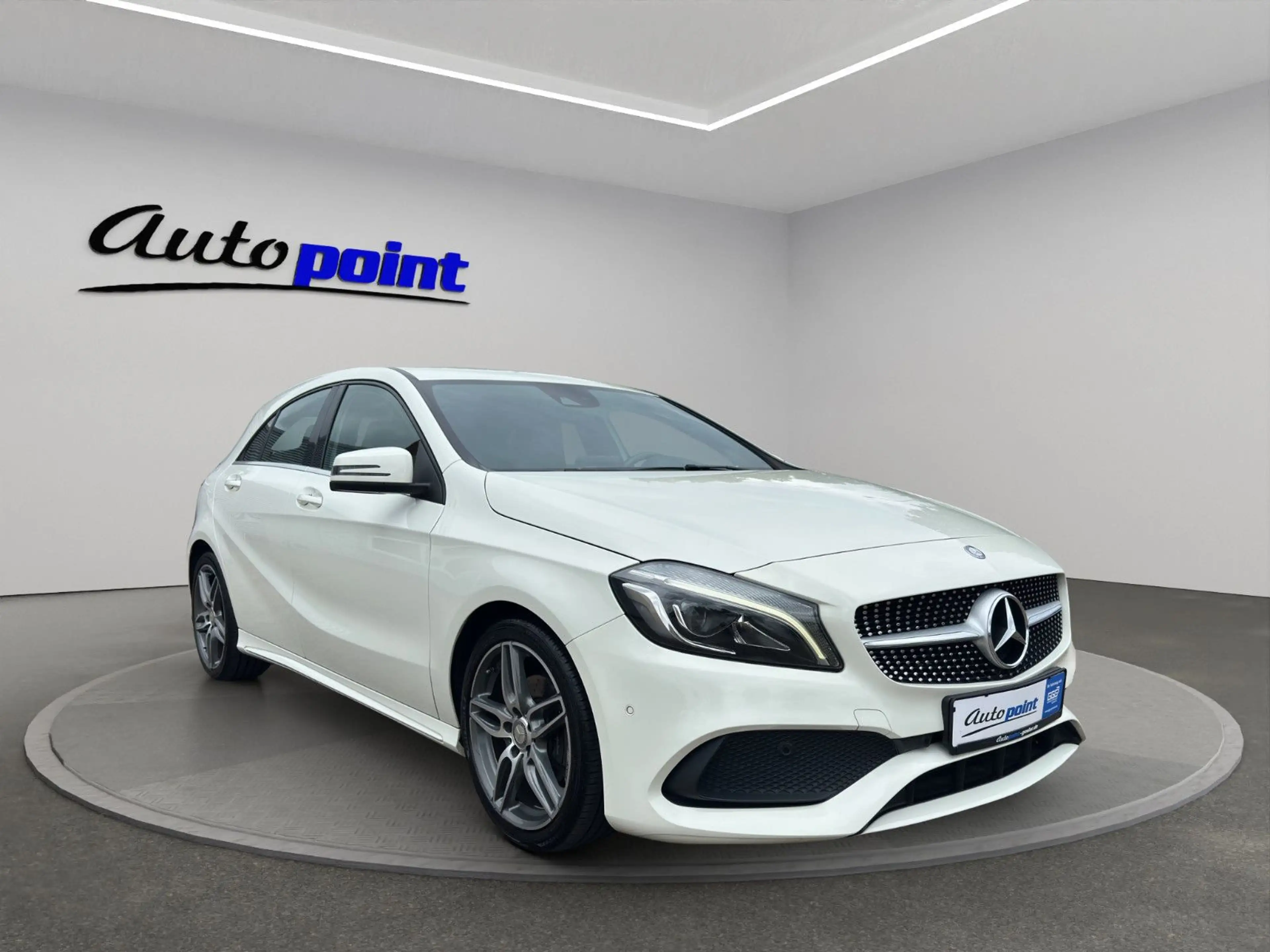 Mercedes-Benz A 180 A180 AMG NAVI LED — photo 3