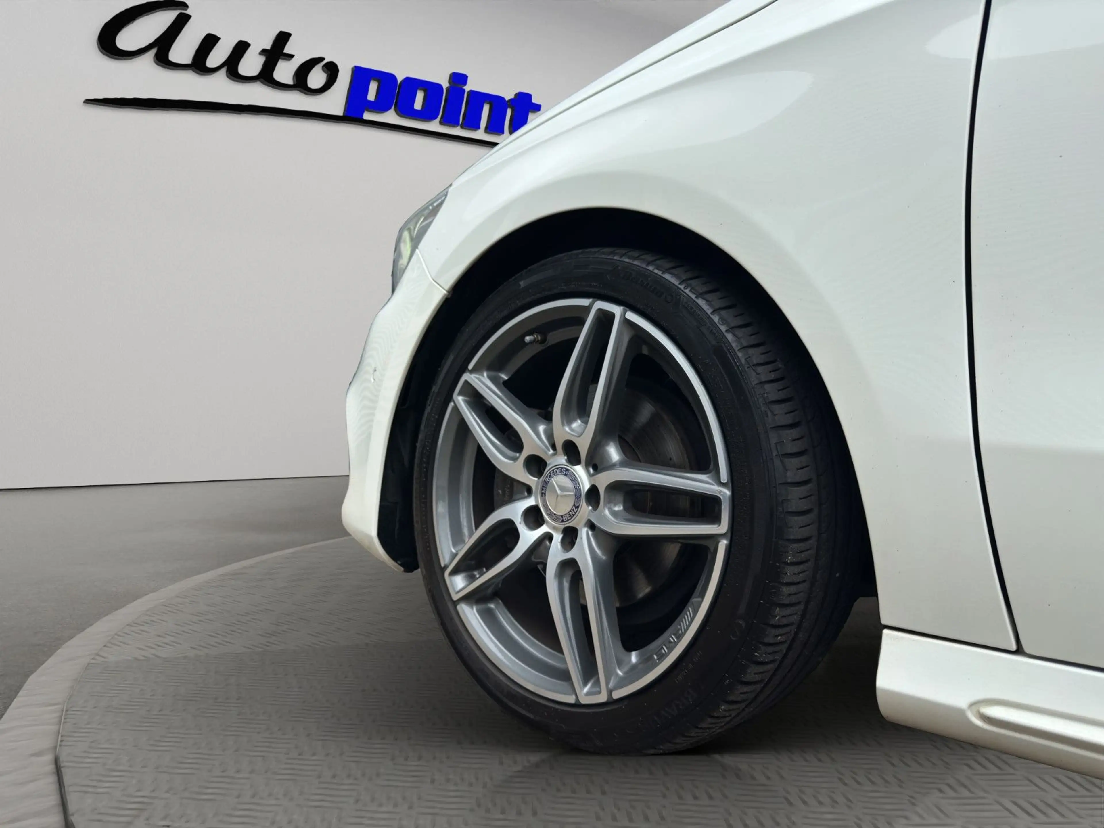 Mercedes-Benz A 180 A180 AMG NAVI LED — photo 12