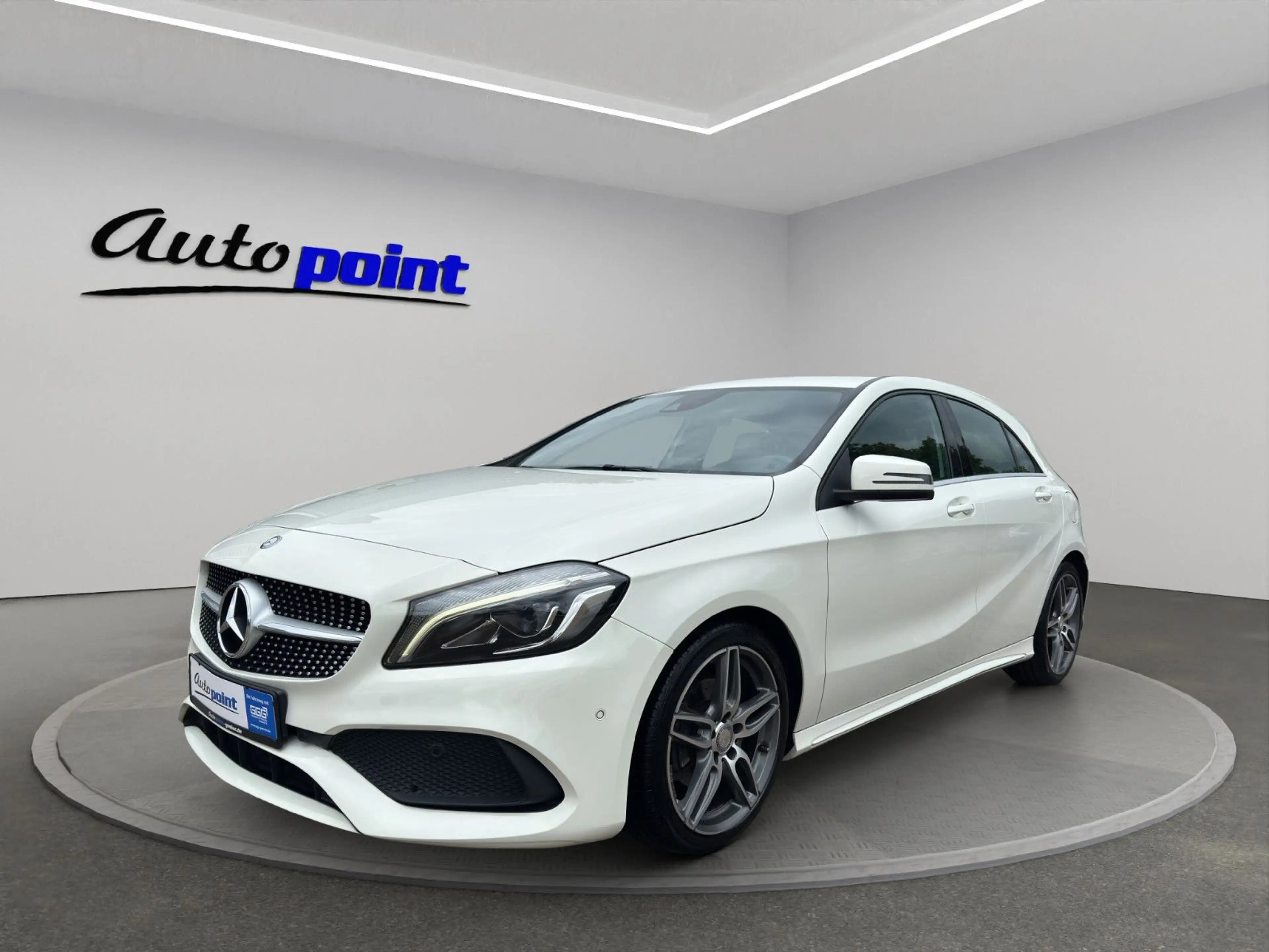 Mercedes-Benz A 180 A180 AMG NAVI LED — photo 9