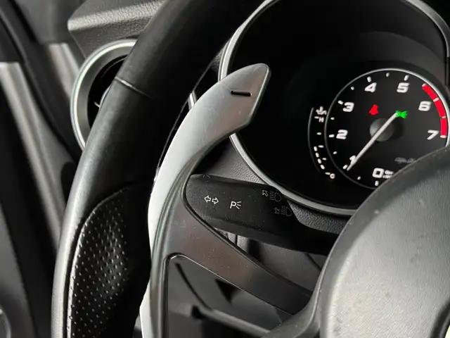 Alfa Romeo Stelvio view 9