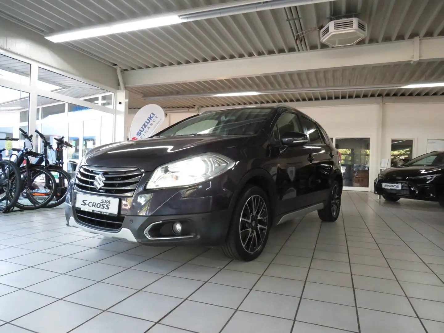 Suzuki SX4 S-Cross 1,6 Limited Grau - 1