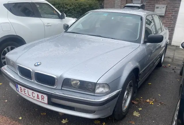 BMW 728 728i a voir absolument pour amateurs nostalgiques