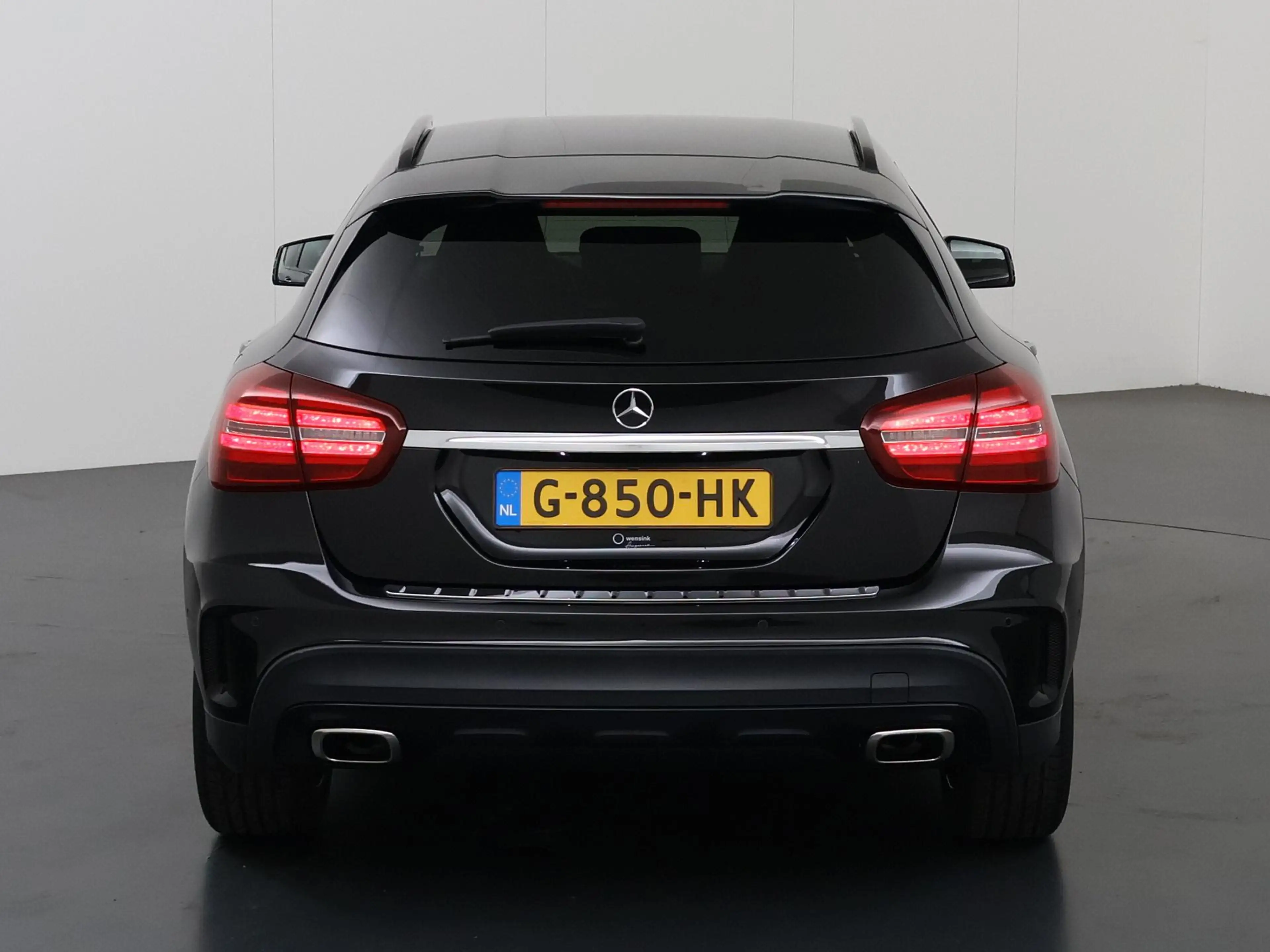 Mercedes-Benz GLA 180 Business Solution AMG Limited | Night | Multibeam — photo 4