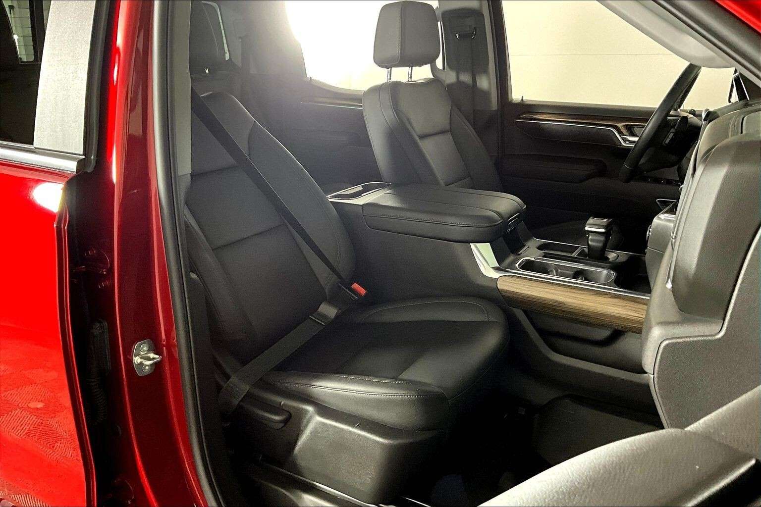 used 2024 Chevrolet Silverado 1500 car, priced at $53,998