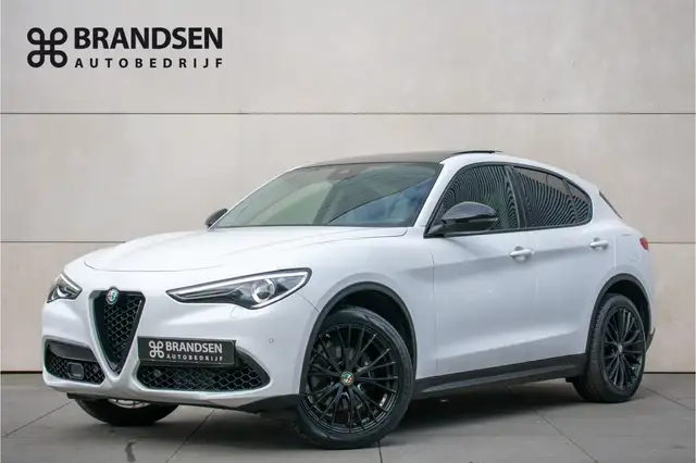 Alfa Romeo Stelvio 2.0 T AWD First Edition Pano-20"-Trekhaak-Keyless-