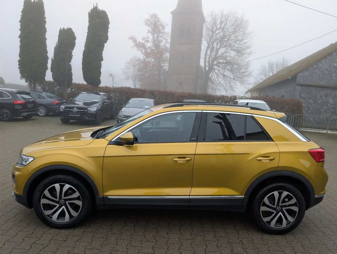 Volkswagen T-Roc Active 1.0 TSI Gelb - 2