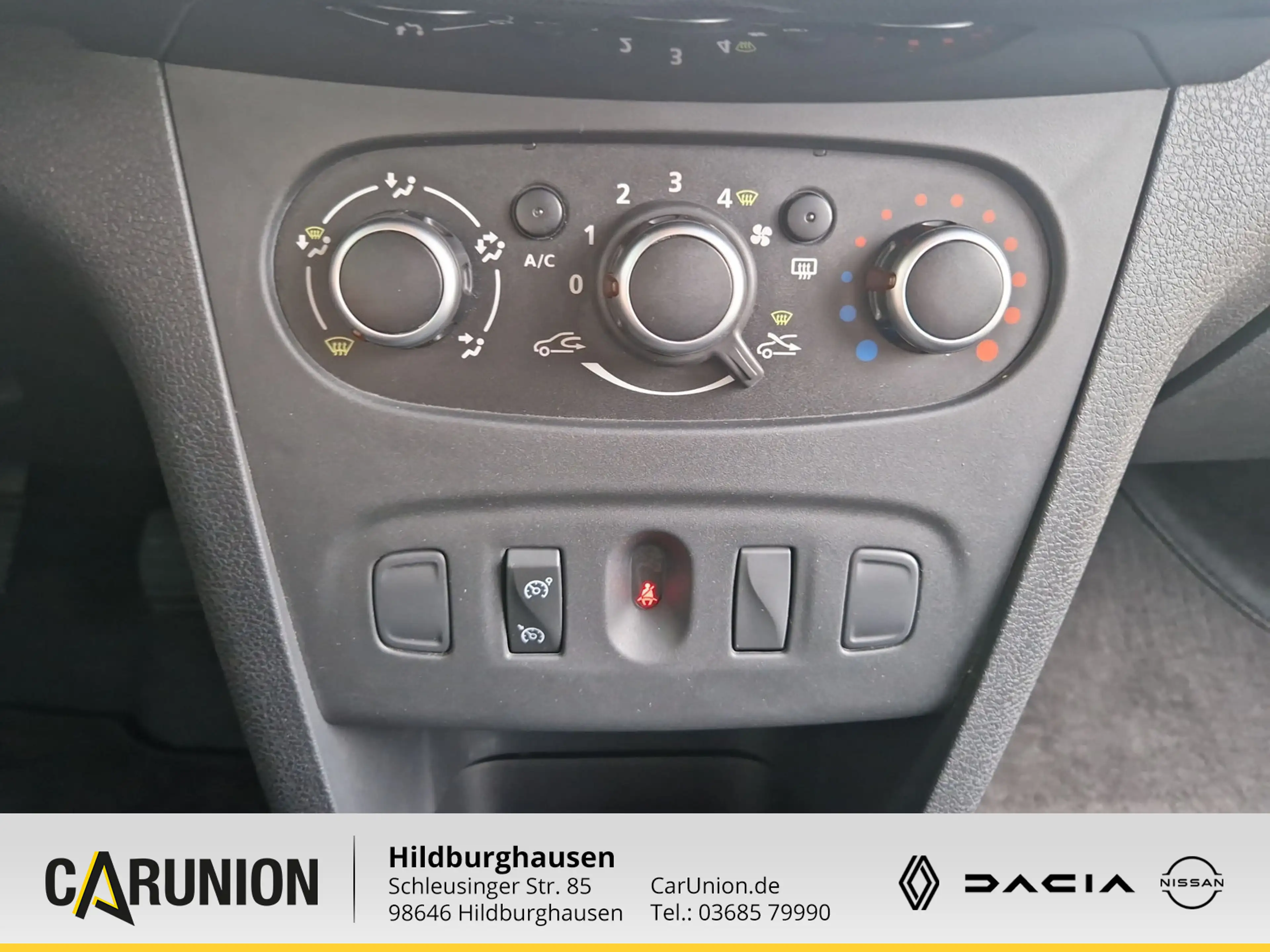 Dacia Logan MCV Kombi 1.5 BLUE dCi 95, Comfort Klima + Bluetooth — photo 13