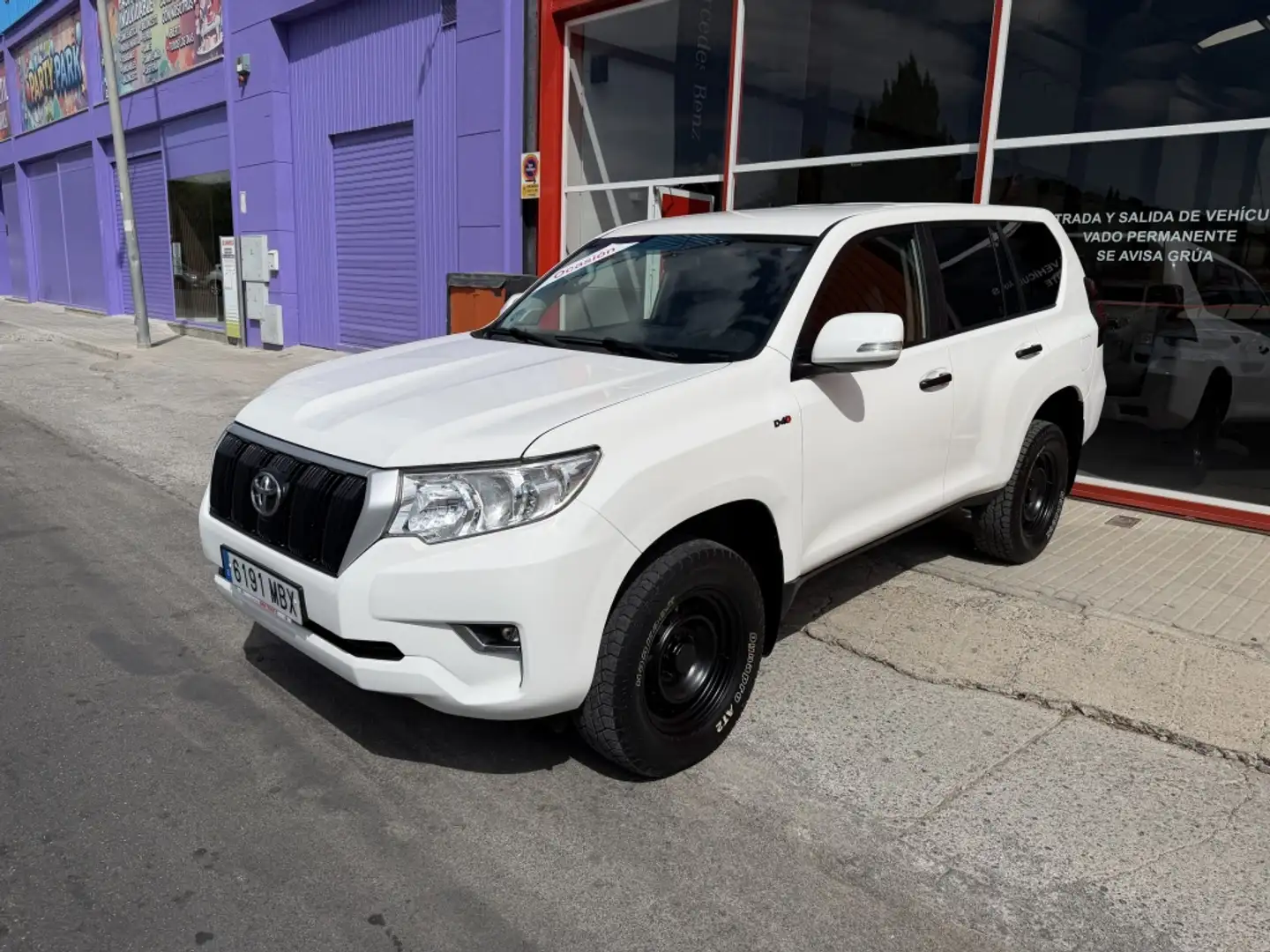 Toyota Land Cruiser D-4D GX Blanco - 2