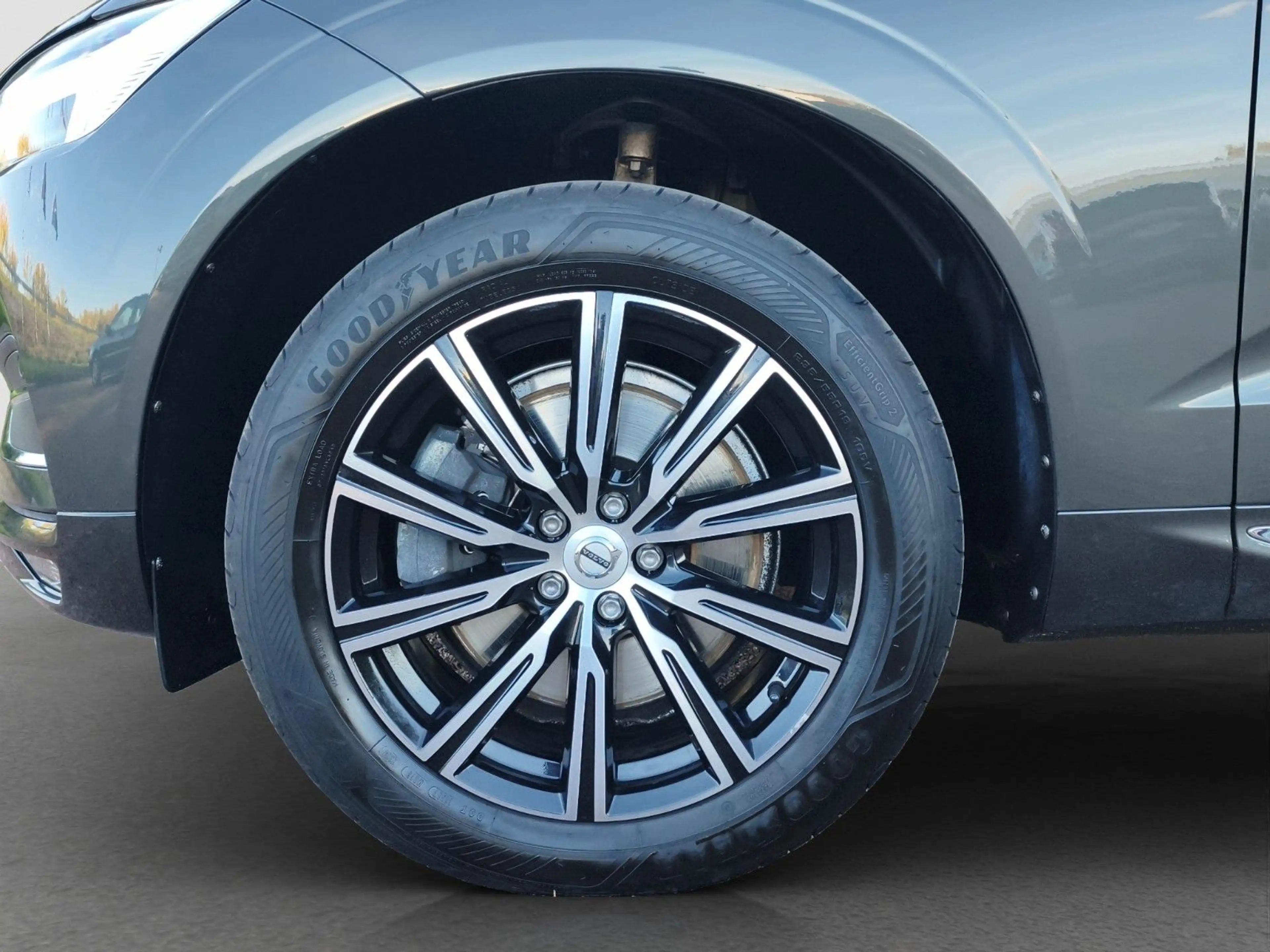 Volvo XC60 B4 Inscription AWD — photo 20