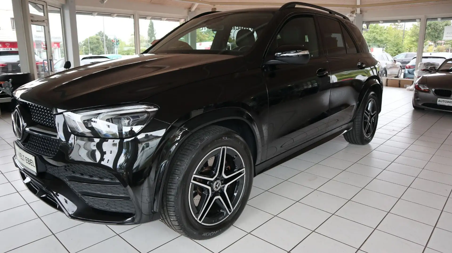 Mercedes-Benz GLE 350 d 4 Matic*AMG-LINE*PAMORAMA*MULTIBEAM* Schwarz - 1