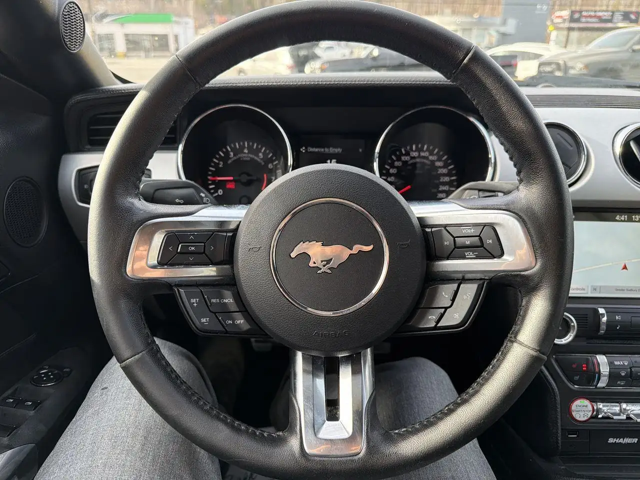 Ford Mustang снимка Ford Mustang