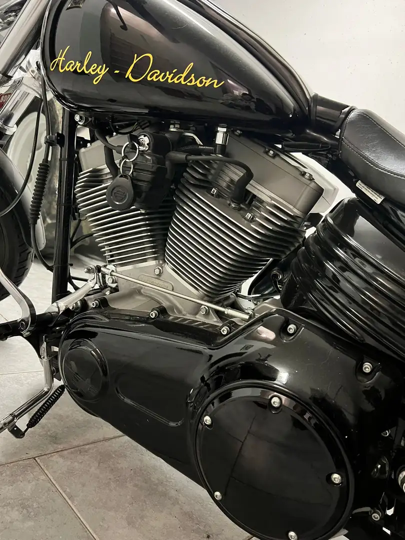 Harley-Davidson Rocker C Negro - 1