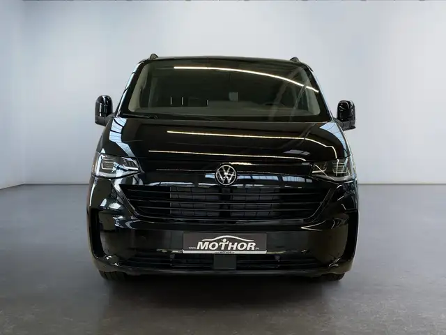 Volkswagen Transporter view 6