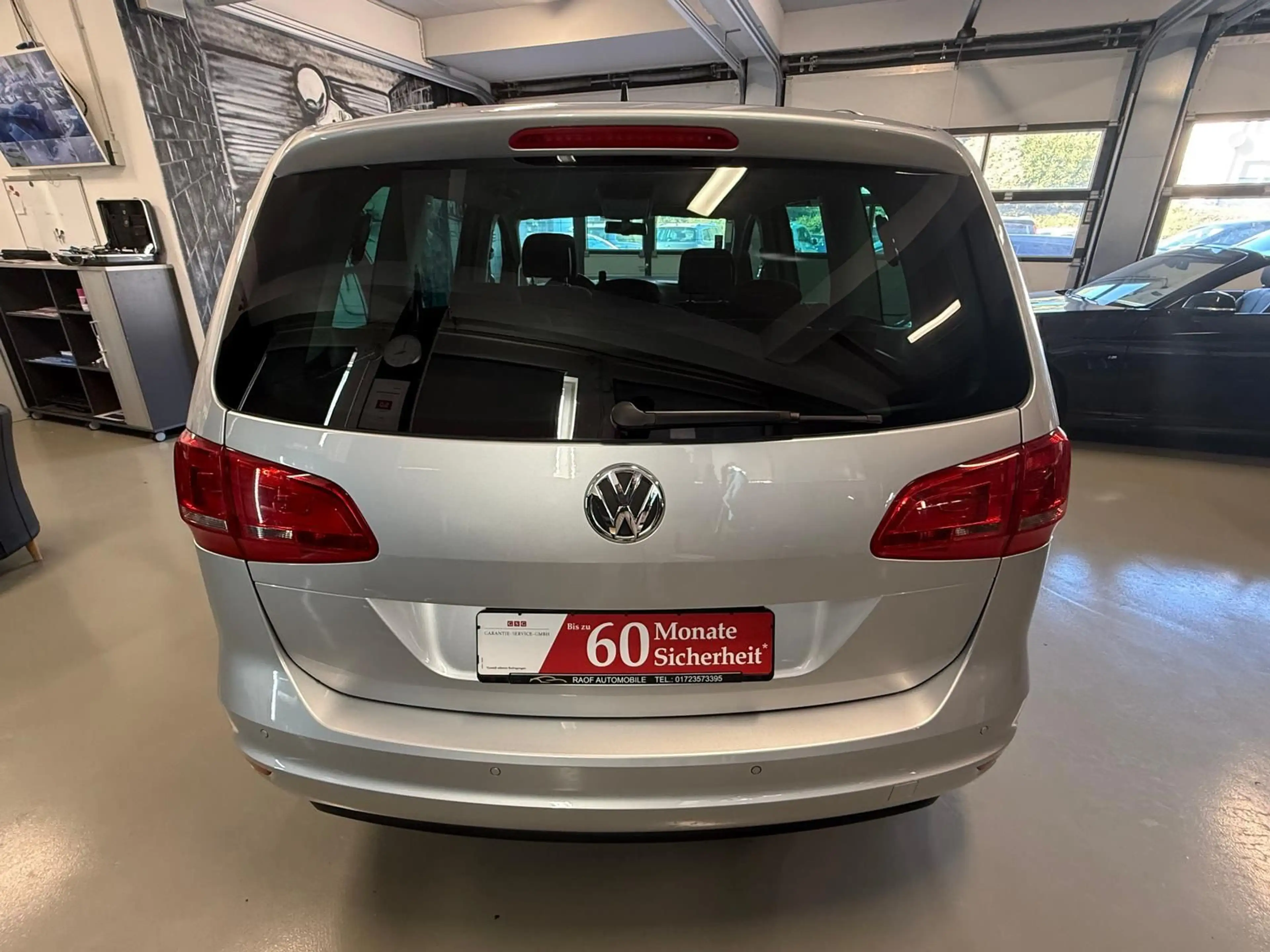 Volkswagen Sharan 2.0 TDI Comfortline 7 SITZER NAVI PDC SHZ — photo 7