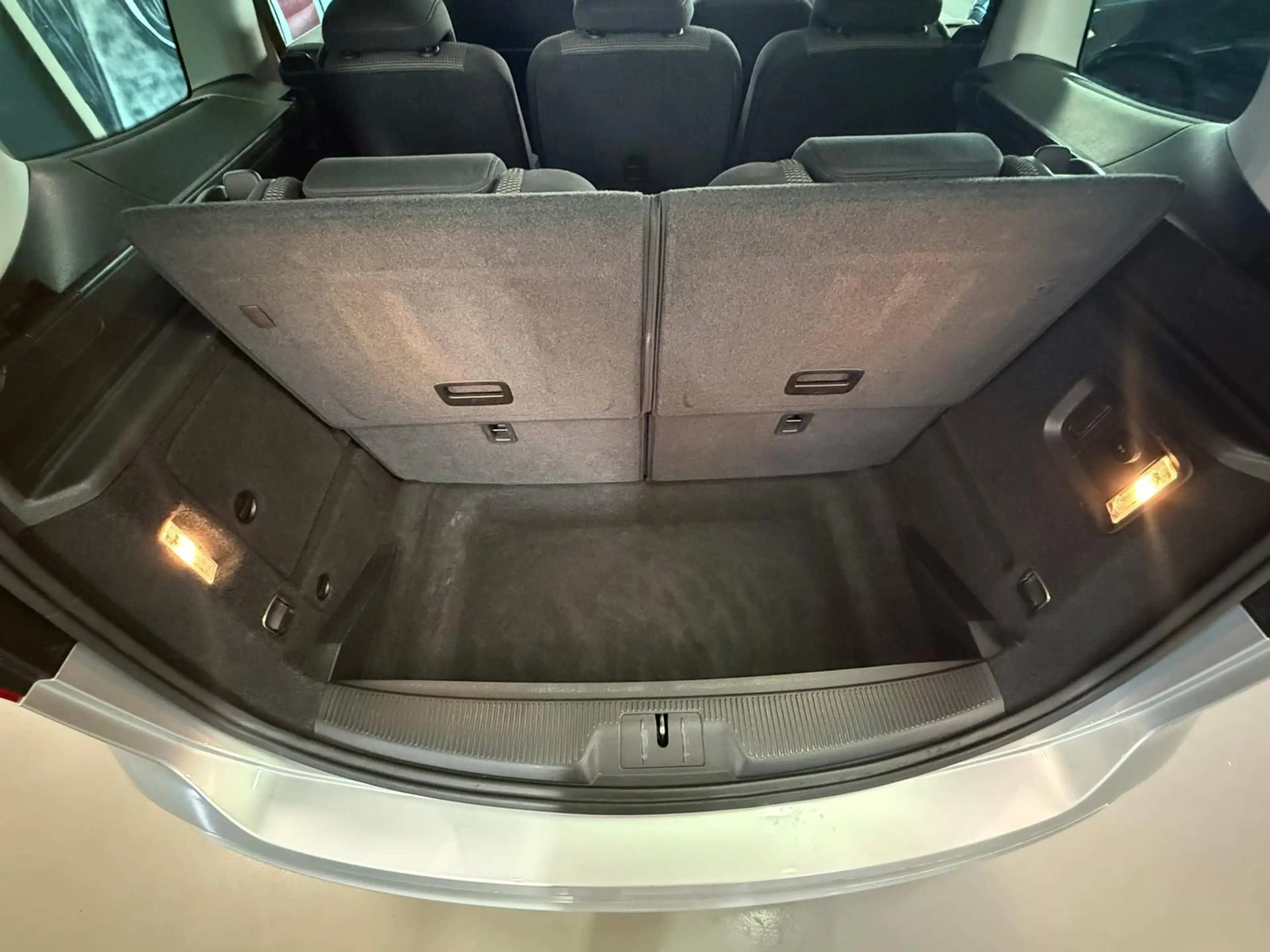 Volkswagen Sharan 2.0 TDI Comfortline 7 SITZER NAVI PDC SHZ — photo 10