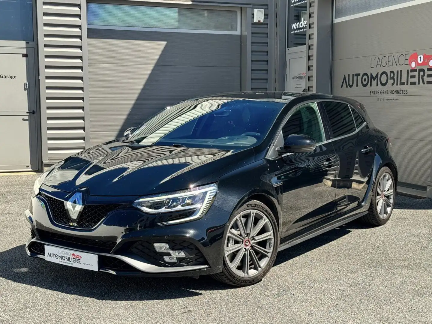 Renault Megane IV (2) 1.8 TCE 300 RS Чёрный - 1