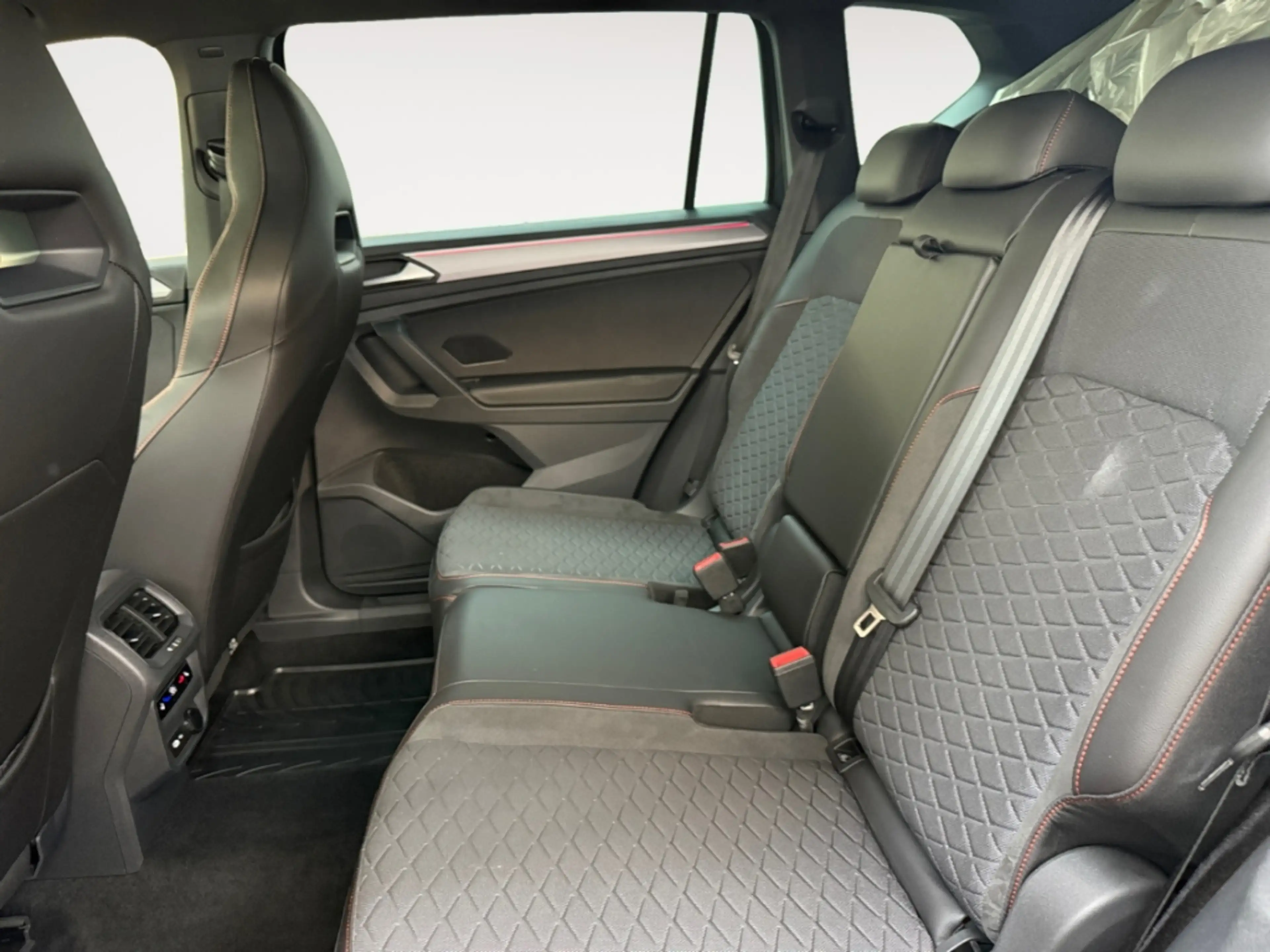 SEAT Tarraco FR 4Drive AUTOMATIK NAV LED PANODACH STAND.HZG DIG — photo 12
